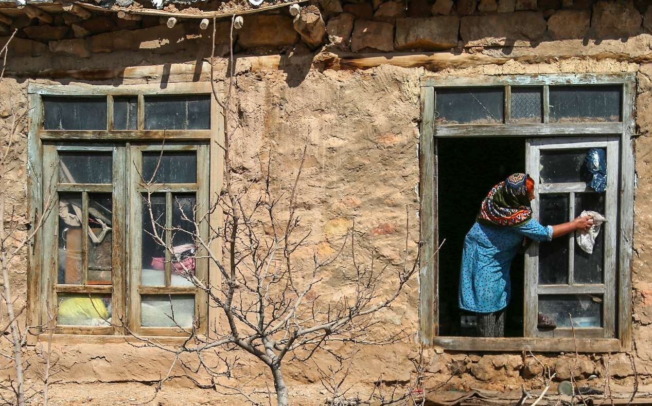 خانه تکانی با کمترین مصرف آب؛ سدهای تهران بحران زده اند
