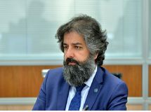 سرمایه‌گذار با سرمایه‌اش مهاجرت می‌کند و کسب‌وکار را می‌برد