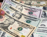 قیمت دلار امروز در بازار آزاد پنجشنبه ۱ آبان
