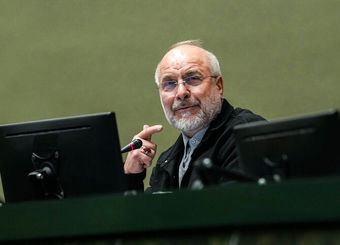 تذکر قالیباف به وزیر رفاه؛ دهک‌بندی‌ها با قدرت خرید مردم همخوانی ندارد
