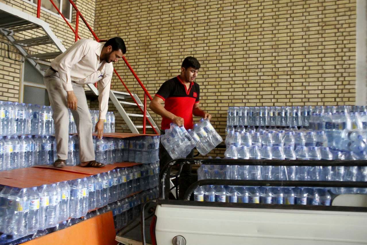 صادرات 1.7 میلیون لیتری آب در 5 ماه؛ عمان آب معدنی ایران را متهم به آلودگی کرد

