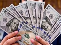 قیمت دلار امروز جمعه 15 خرداد 1405