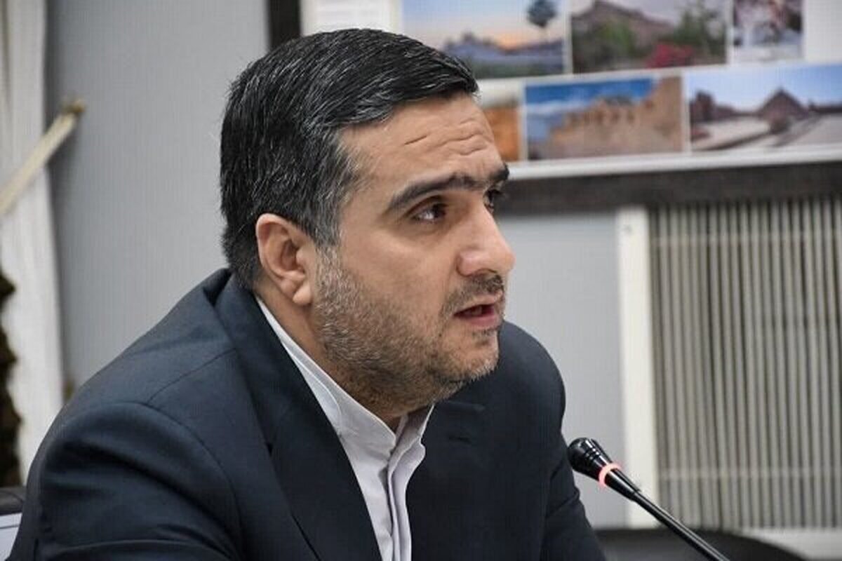 ادعای اسحاقی نماینده مجلس در صحن علنی: در بندر شهید رجایی دارن تُن تُن برنج را در دریا می‌ریزند اما مردم برنج ندارند!