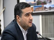 ادعای اسحاقی نماینده مجلس در صحن علنی: در بندر شهید رجایی دارن تُن تُن برنج را در دریا می‌ریزند اما مردم برنج ندارند!