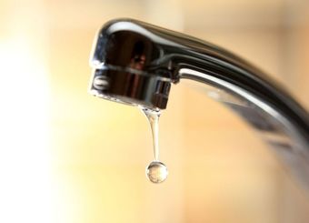 قطعی آب در تهران آغاز شده است/ ساعت قطعی آب لو رفت
