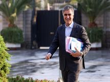 فوری/ فرزین استعفا داد