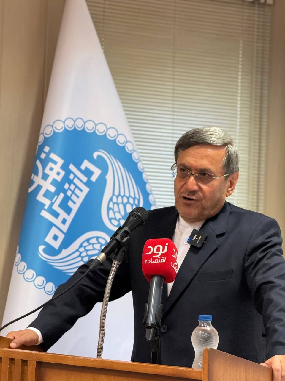 قشقاوی: تنگه هرمز مشمول قواعد خاص است و آزادی دریانوردی نباید به حاکمیت ایران آسیب بزند