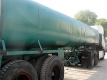 آغاز بررسی‌ گزارش قاچاق سوخت در مرزهای غربی با تانگرهای خالی