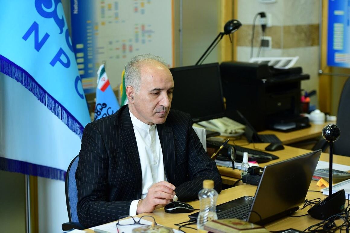 تولید بنزین از متانول پرهزینه و غیراقتصادی است
