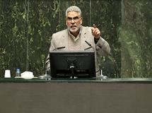 یک حساب و کتاب ساده برای آقای اقتصاددان/ رمزگشایی اعداد صمصامی در حمایت از ارز ۲۸۵۰۰!
