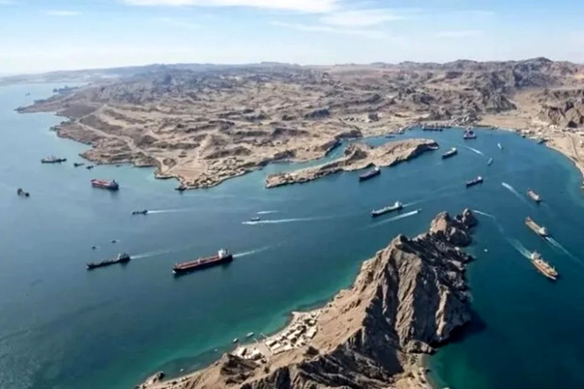 درآمد ایران از مدیریت تنگه هرمز اعلام شد
