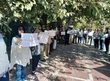 تجمع اعتراضی بازنشستگان/ حقوق ها افزایش یابد

