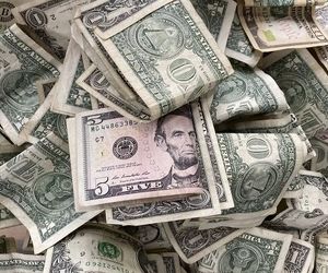 قیمت دلار امروز چهارشنبه ۶ آذرماه