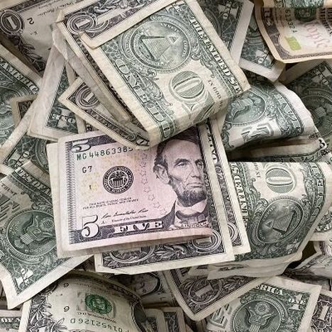 قیمت دلار امروز چهارشنبه ۶ آذرماه