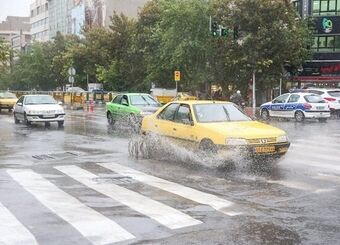 بارش باران در نوار شرقی و غربی کشور/افزایش نسبی دما از دوشنبه