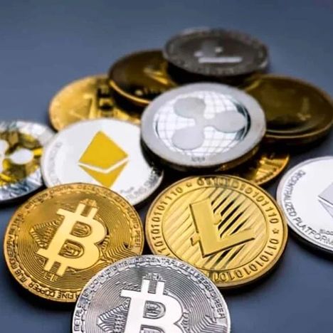 بازار ارزهای دیجیتال در پنجشنبه ۳۰ بهمن ۱۴۰۴ / بیت‌کوین پس از افت ماهانه سبزپوش شد
