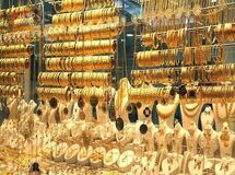 قیمت سکه و طلا امروز چهارشنبه ۵ آذر ۱۴۰۴ +جدول