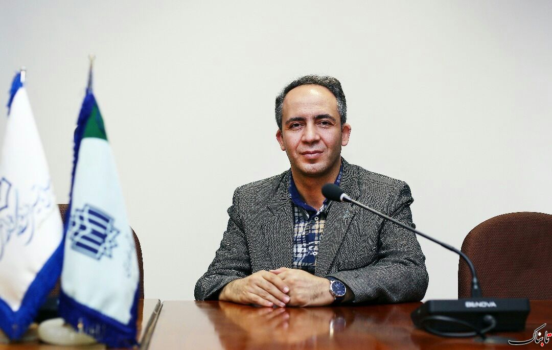 دولت راهی جز بودجه انقباضی ندارشت/ ریخت و پاش ها هنوز در بودجه باقی است