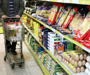 چرا گوشت مرغ و تخم‌مرغ با قیمت مصوب عرضه نمی‌شوند؟ +جدول قیمت کالاها