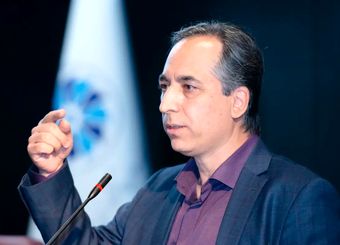  قیمت تریاک از نهاده‌ای که به مرغ می‌دهند خیلی بیشتر است