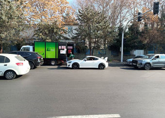 صف عجیب و طولانی برای بنزین سوپر ۸۳ هزار تومانی + فیلم
