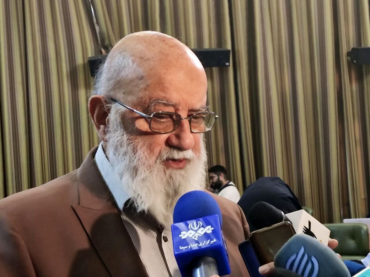 فروش خانه در تهران سانتی‌متری شد