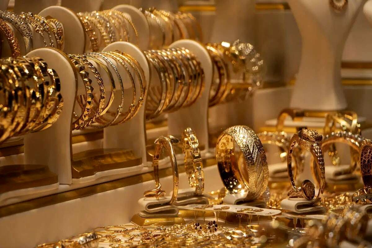 قیمت طلا ۱۸ عیار امروز دوشنبه ۱۷ آذر ۱۴۰۴