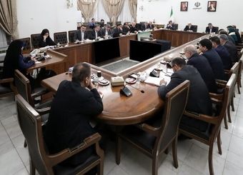 عارف در جلسه ستاد تنظیم بازار: نگذارید کالا‌ها را از قفسه فروشگاه‌ها جمع کنند