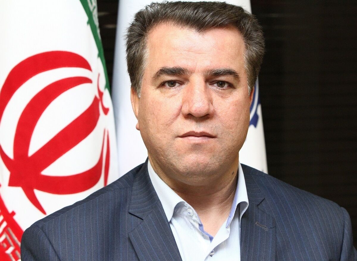 فروش شیرینی در شب یلدا نصف شد
