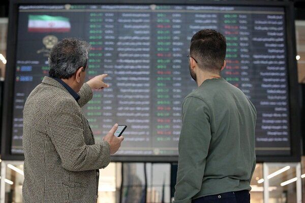 سهامداران فعال در حال بازگشت به میدان بورس
