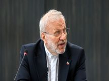 برخی ترجیح می‌دهند ۴۰ سال دیگر هم منتظر رابطه با آمریکا بمانند/ناامیدی چین از رفتار ایران