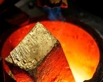 نخستین عبور طلای جهانی از مرز 4 هزار دلار

