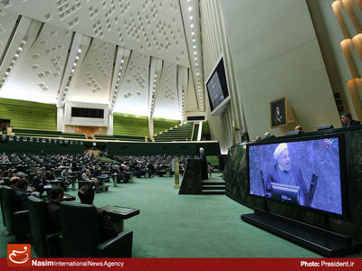 بی‌برنامگی‌های احمدی‌نژادی گریبان دولت روحانی را گرفت/ دولت لایحه بودجه 95 را به مجلس نمی‌دهد