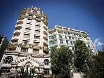 ساخت بناهای بلندمرتبه  از کنترل خارج شده است