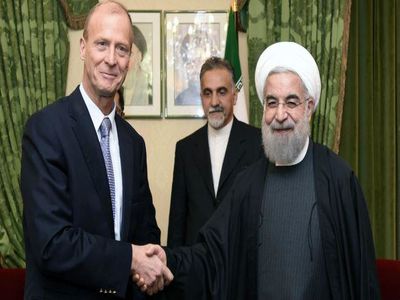 دولتمردان یک هواپیمای پر مصرف و بی مشتری را خریدند!/ دولت روحانی خط تولید " ای 380 " را از تعطیلی نجات داد
