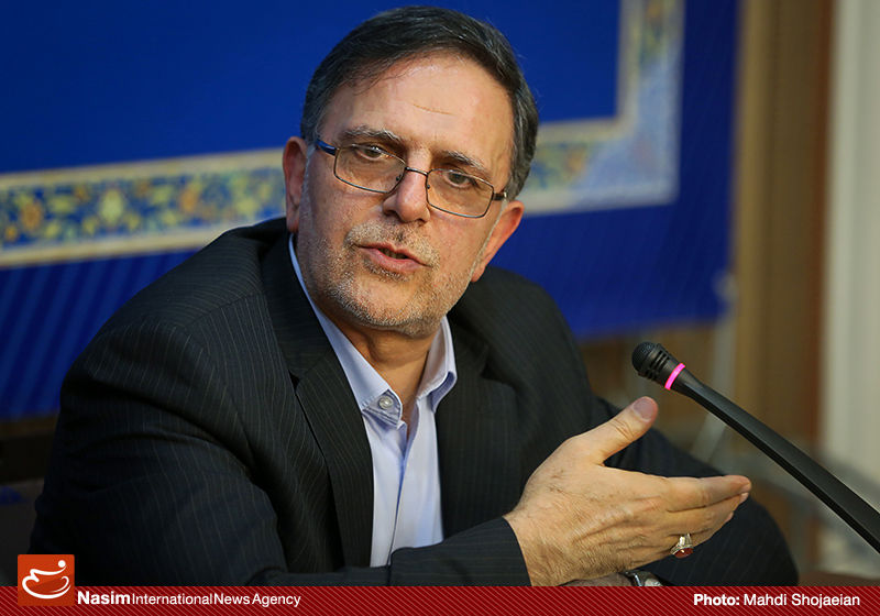 رئیس بانک مرکزی: قبل از تحریمها هم امکان اتصال به سوئیفت و گشایش ال سی وجود داشت