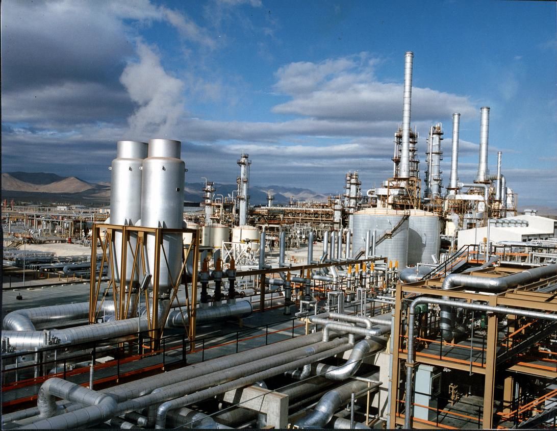 زیان 81 درصدی شرکتهای پتروشیمی در 300 روز نخست امسال + جدول