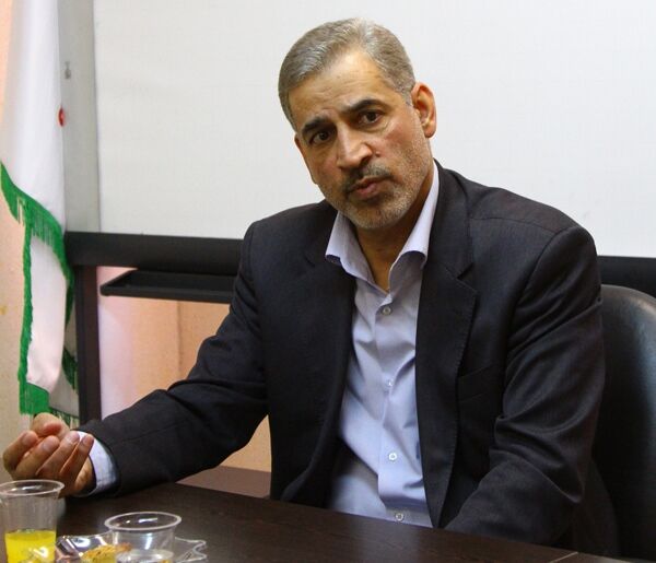دولت روحانی نوروز 95 را با میوه‌های خارجی اداره کرد