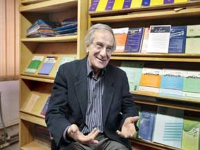 درخشان: در قراردادهای جدید نفتی، پای شرکت‌های بزرگ با سوابق استعماری به کشور باز می‌شود