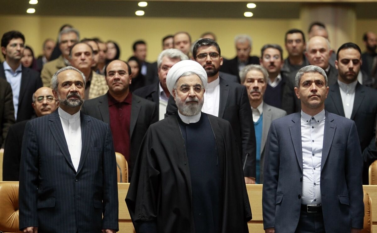 دولت روحانی پروژه‌های عمرانی را متوقف کرد/ دستور دولت برای توقف پروژه‌های عمرانی!