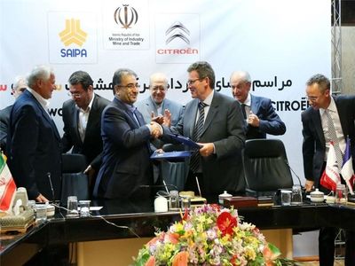 دولت بعد از برجام برای پولدارها خودرو تولید می‌کند/ خودروهای جدید پسابرجامی زیر 50 میلیون نیستند!