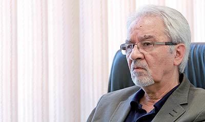 بهکیش: هنوز صادر کنندگان نمی‌توانند کالای خود را به نام ایران صادر کنند/ سرمایه گذاران در حال فرار از ایران هستند