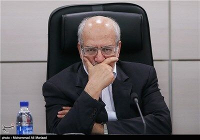 شکست نعمت‌زاده در خروج پتروشیمی‌ها از بورس!