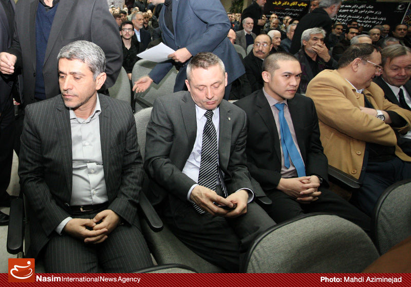 طیب‌نیا به FATF  قول داد "حزب الله" جز مصادیق تروریسم باشد/ قانون تامین مالی تروریسم با FATF  فرق دارد