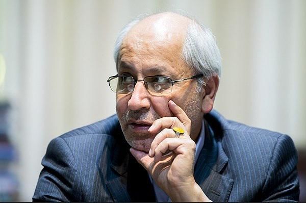 نیلی: دیگر در اقتصاد رکود نداریم/ در حال حاضر مشکل ما فقط رشد اندک اقتصادی است/ اگر به رشد 7 رسیدیم تعجب نکنید!