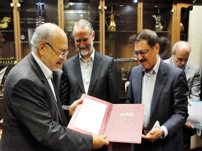 آیا "پاستور" به دنبال برکناری مدیرعامل جدید "شستا" است/ "عبدالعلی‌زاده" جایگزین"نوروز زاده" می‌شود؟