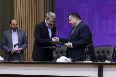 تفاهم‌نامه ساخت آزادراه کرمان - بندرعباس امضا شد