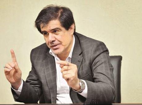 دینی: افت شدید فعالیت‌های بخش مسکن باعث رکود صنعت شده/ دولت باید دو قید وام جدید مسکن را بردارد