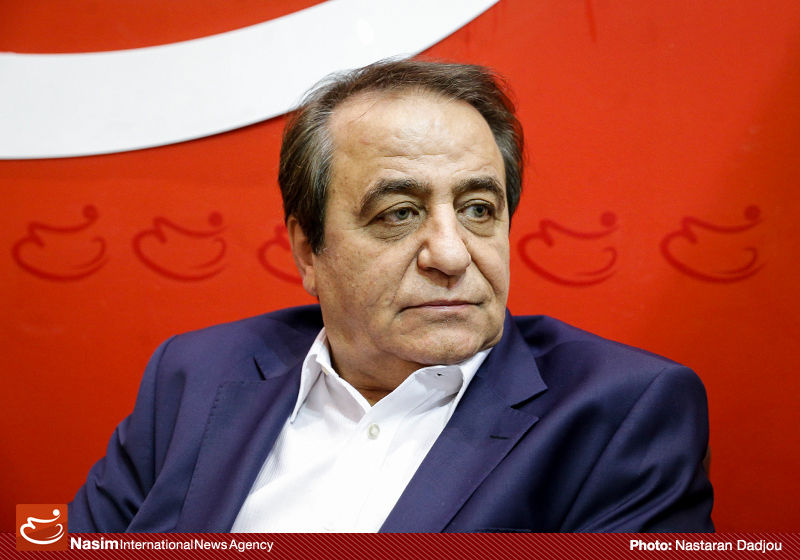 در دو سال اخیر 700 طلا فروشی در تهران تعطیل شدند/ بین 15 تا 22 درصد قاچاق طلا در کشور وجود دارد