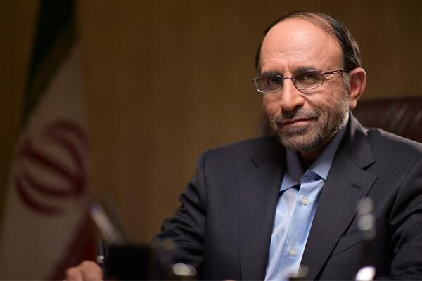 "آرمان" بدون مدیر عامل ماند؛ بیمه مرکزی کجاست؟